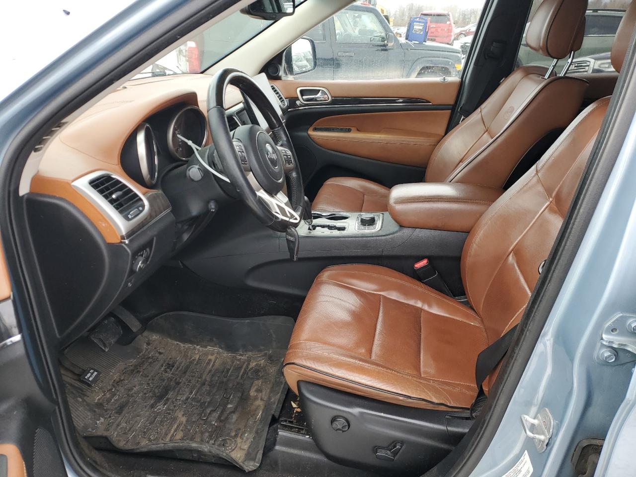 2012 Jeep Grand Cherokee - Image 7