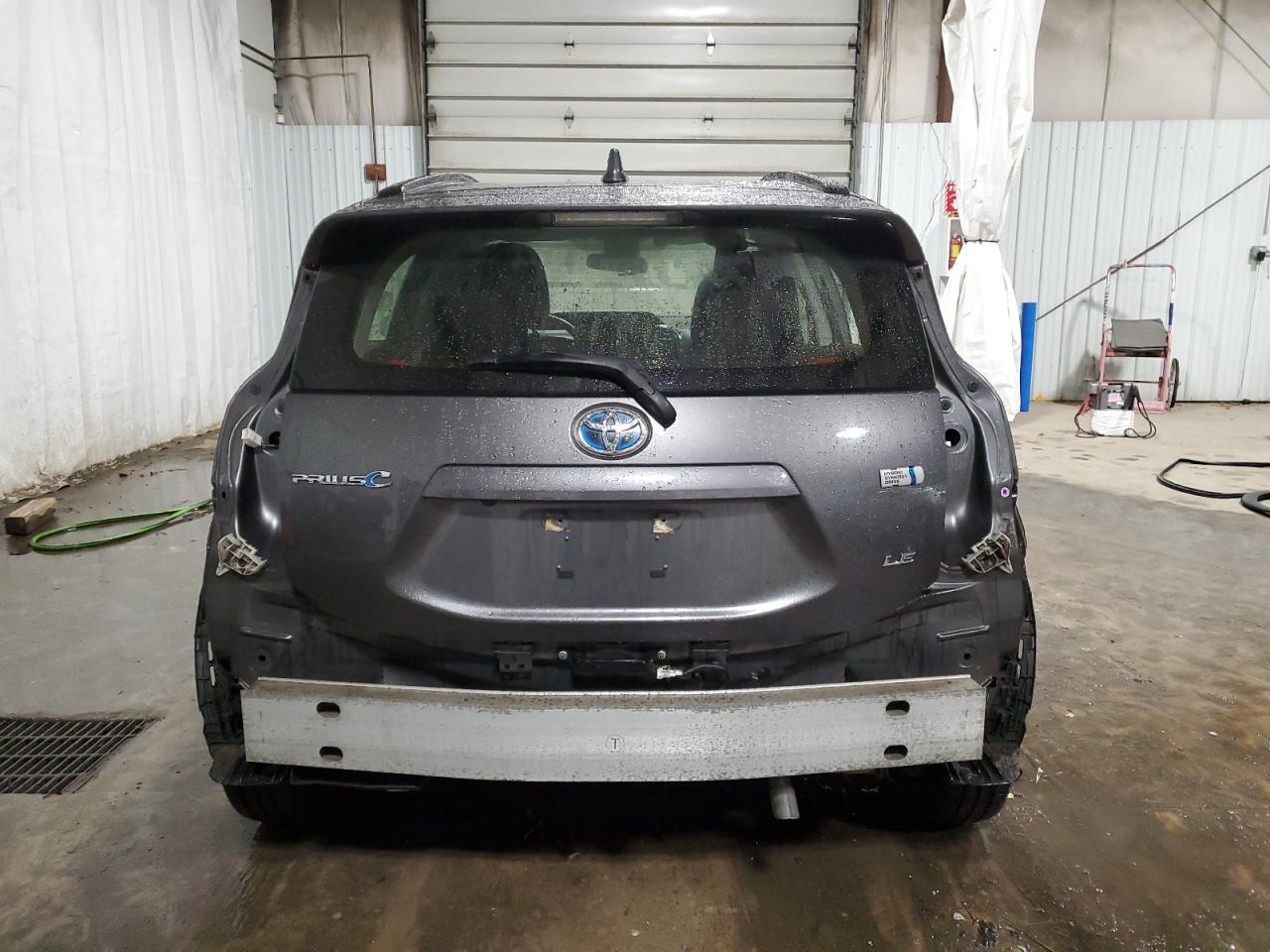 2019 Toyota Prius - Image 6