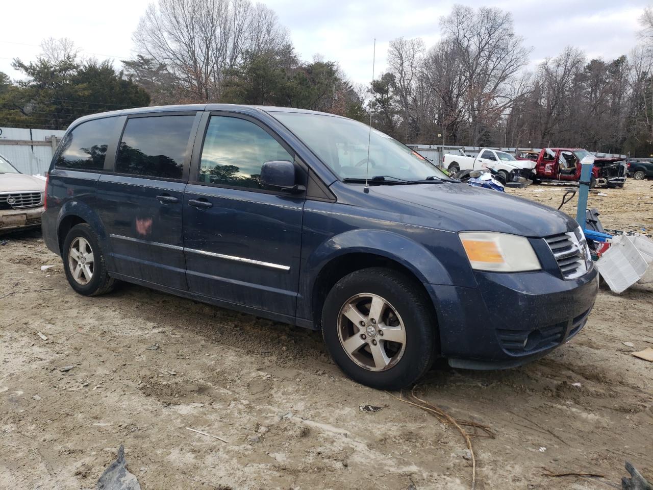 2008 Dodge Caravan - Image 4