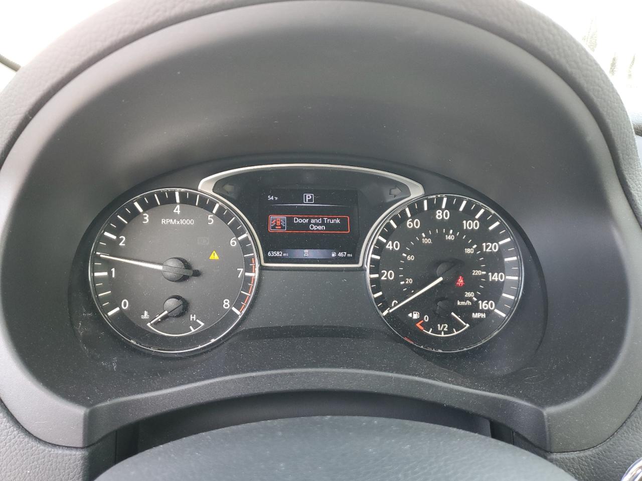 2018 Nissan Altima - Image 9