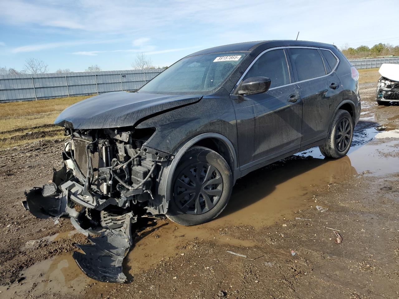 2016 Nissan Rogue - Image 1