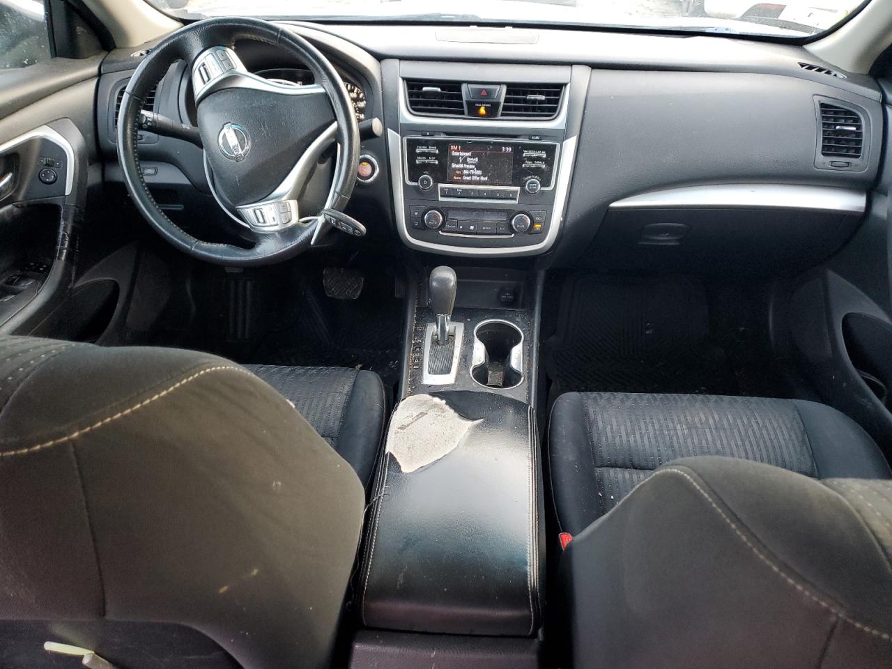 2016 Nissan Altima - Image 8