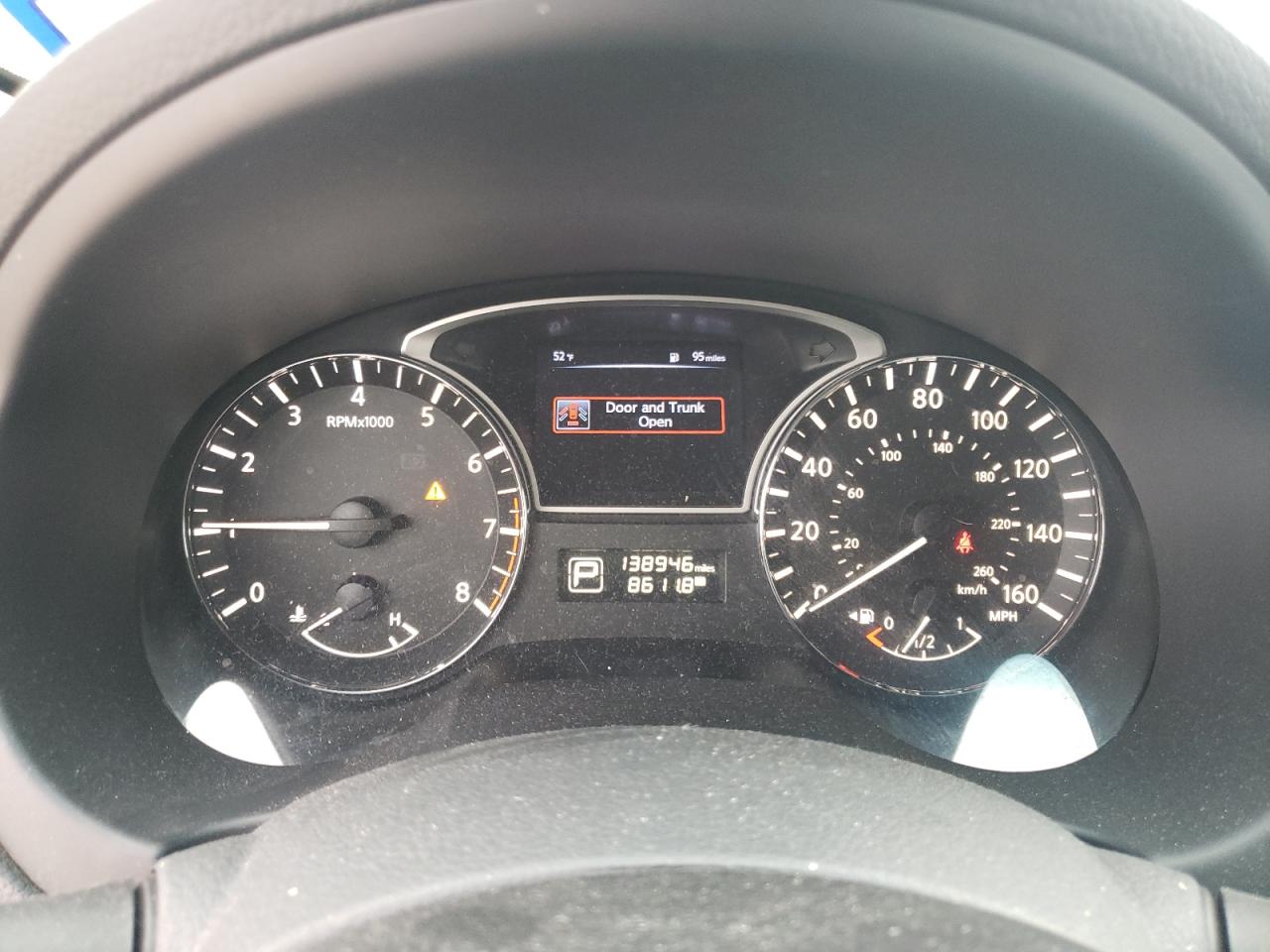2015 Nissan Altima - Image 9