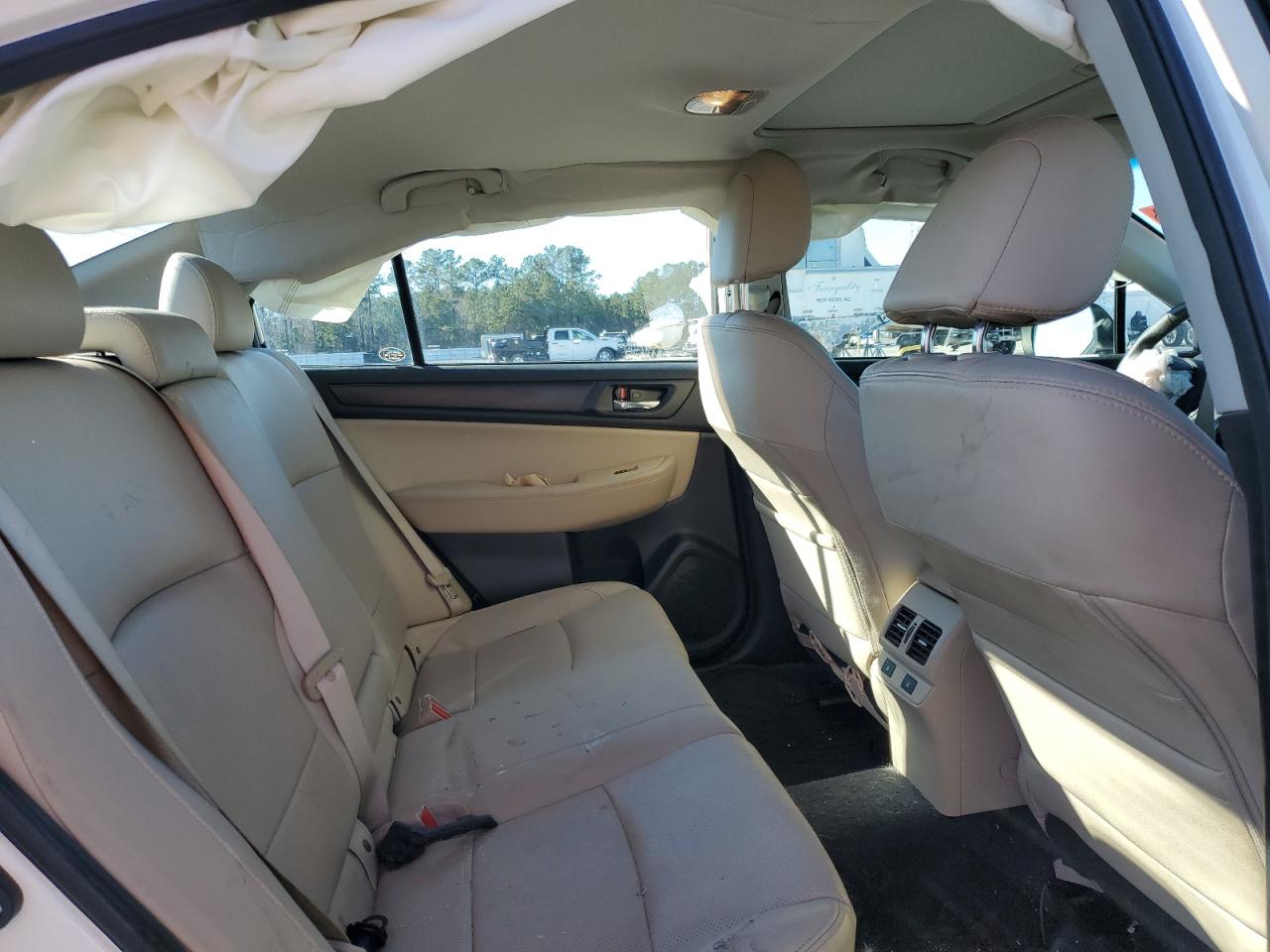 2017 Subaru Legacy - Image 10