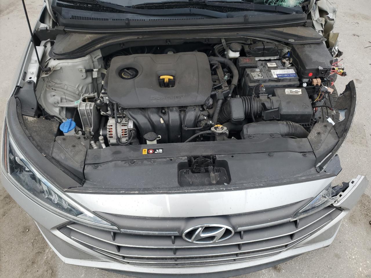 2020 Hyundai Elantra - Image 13