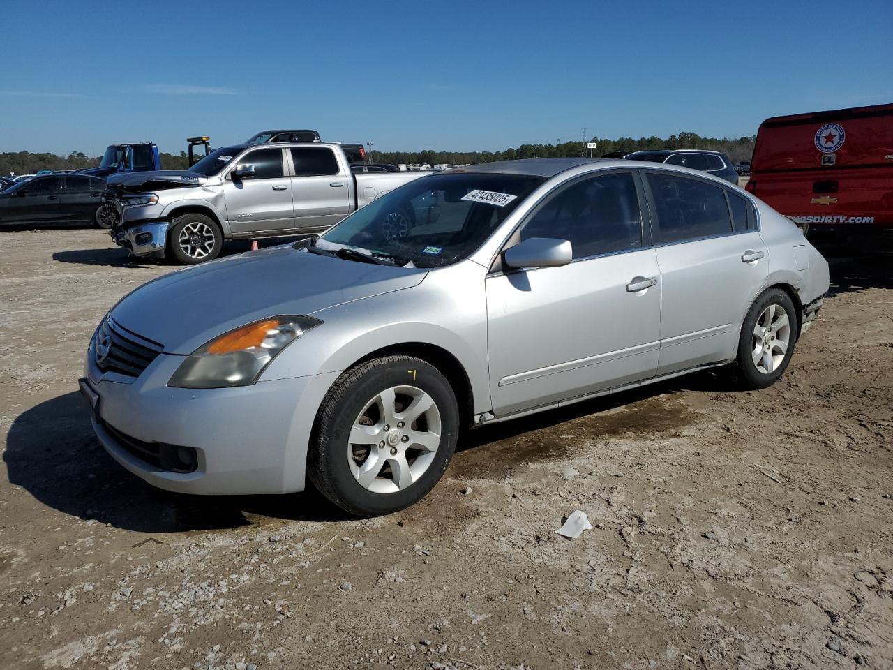 2009 Nissan Altima - Image 1