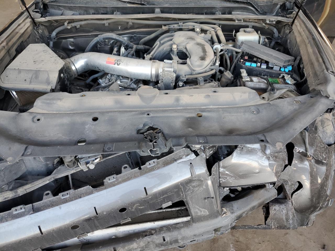 2010 Toyota 4Runner - Image 11