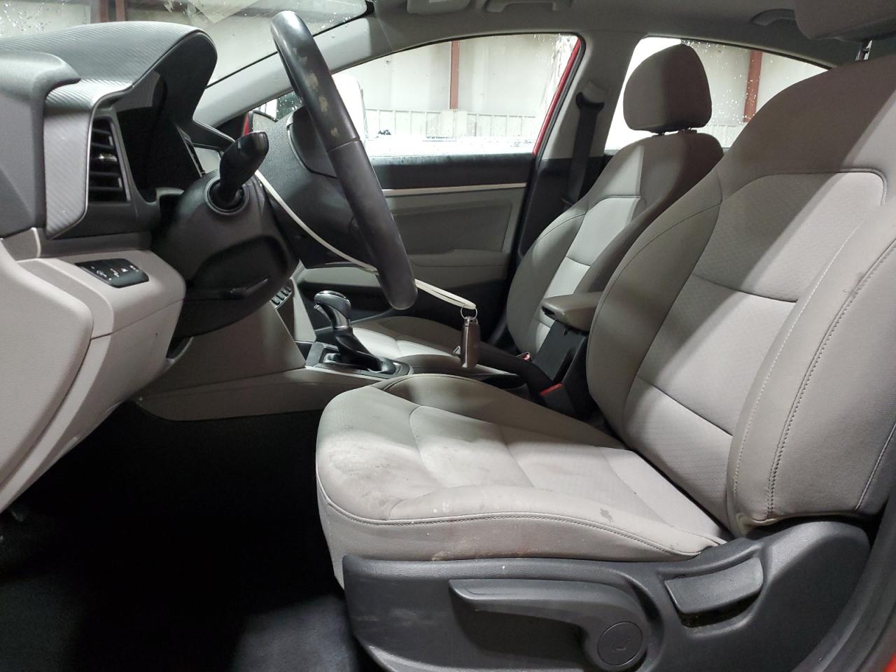 2020 Hyundai Elantra - Image 7