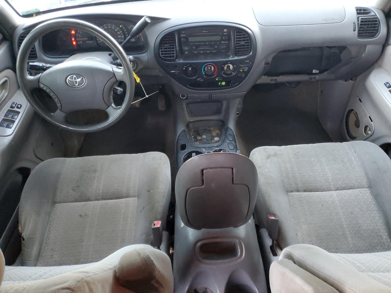 2004 Toyota Tundra - Image 8