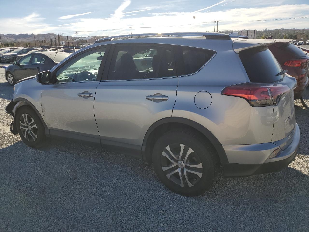 2016 Toyota RAV 4 - Image 2
