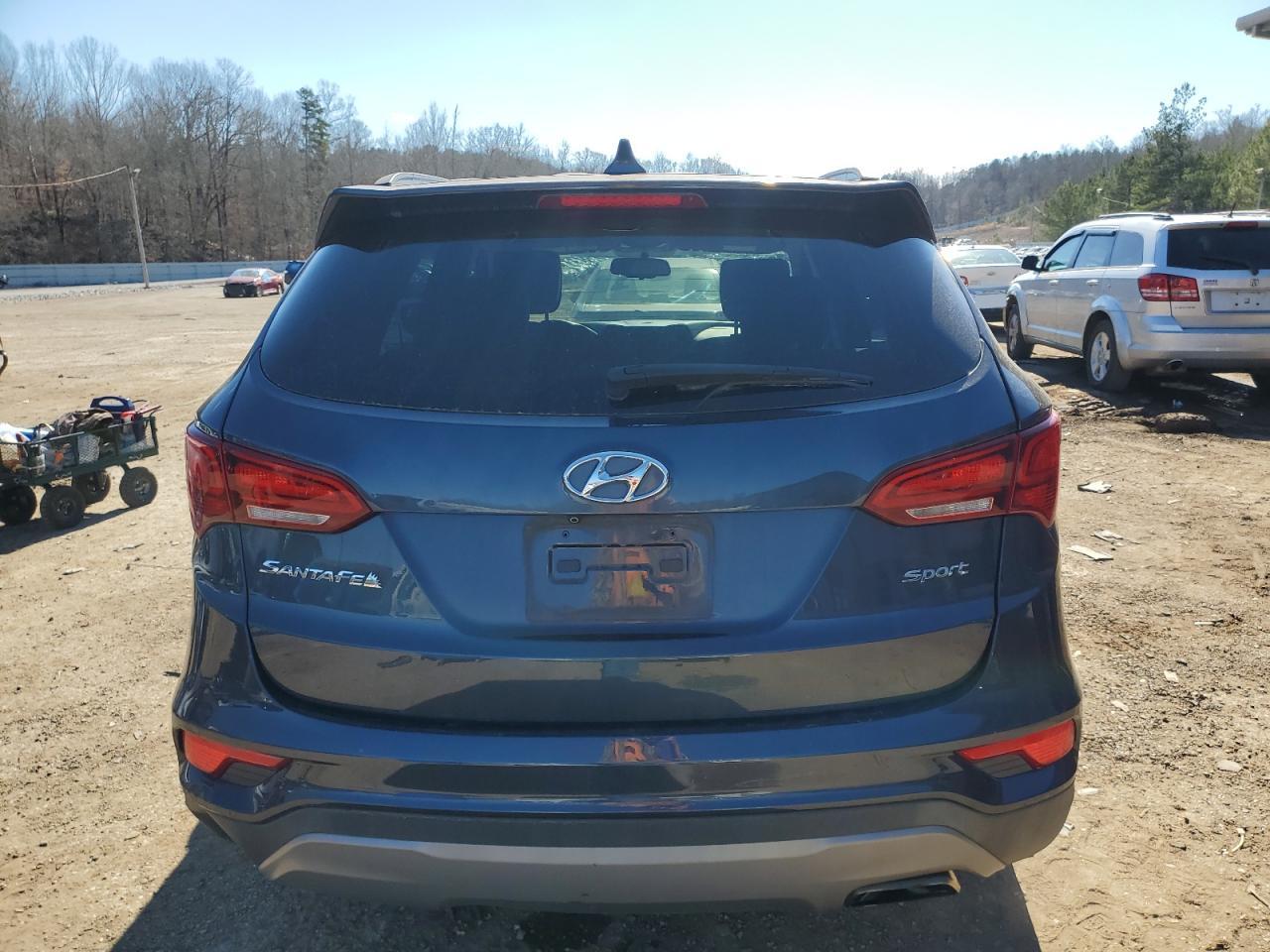 2017 Hyundai Santa Fe - Image 6