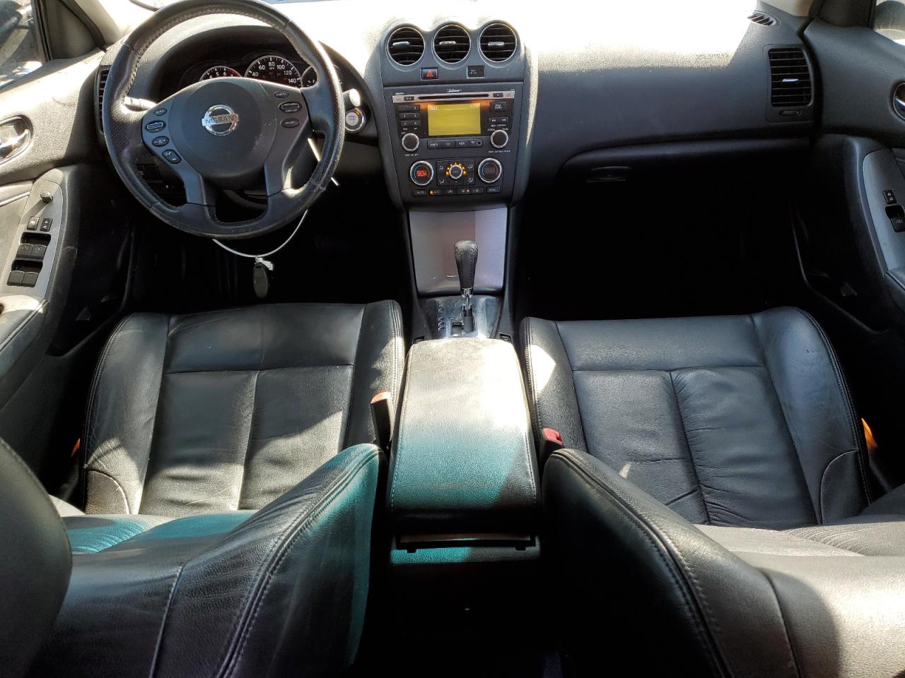 2010 Nissan Altima - Image 8