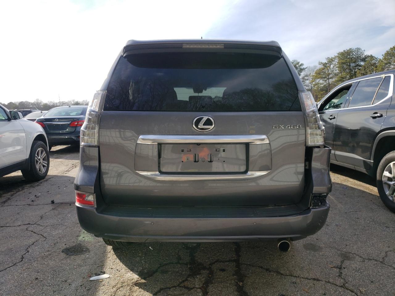 2023 Lexus GX - Image 6