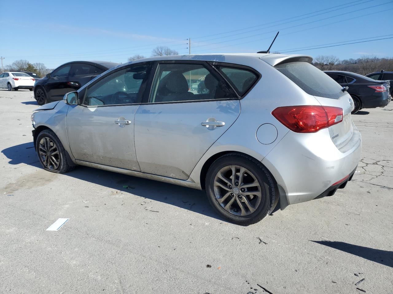 2012 Kia Forte - Image 2