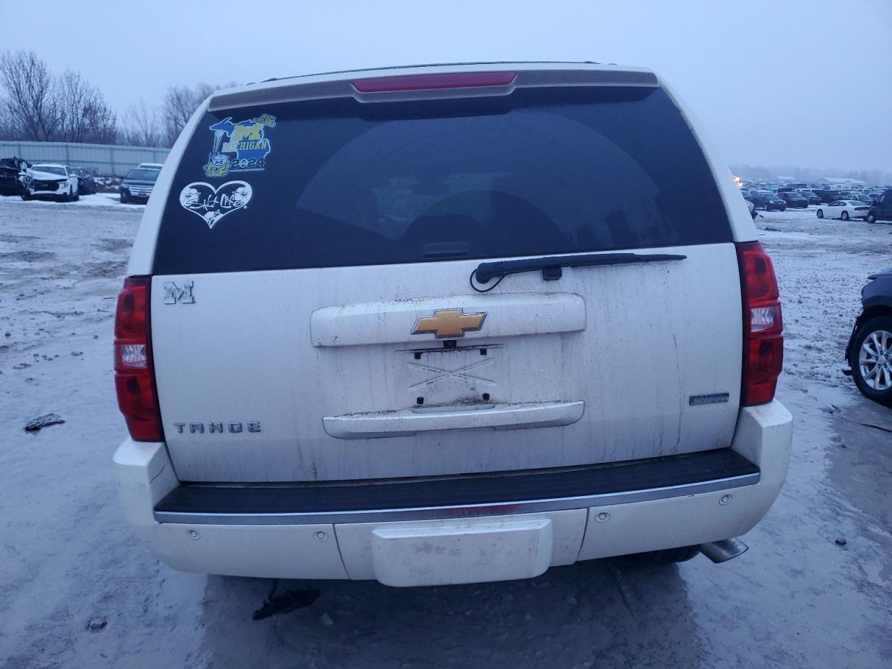 2012 Chevrolet Tahoe - Image 6