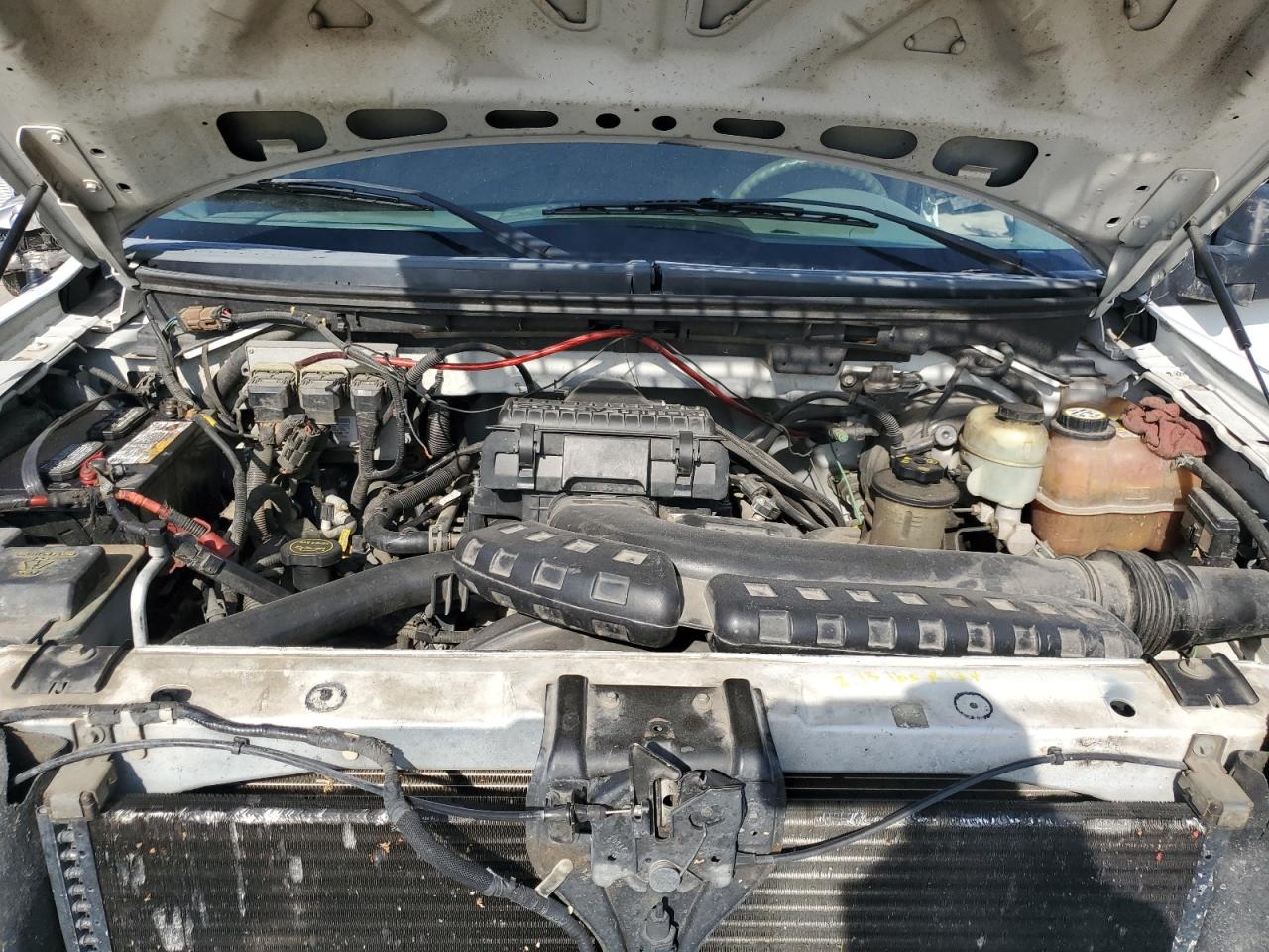 2005 Ford F-150 - Image 12