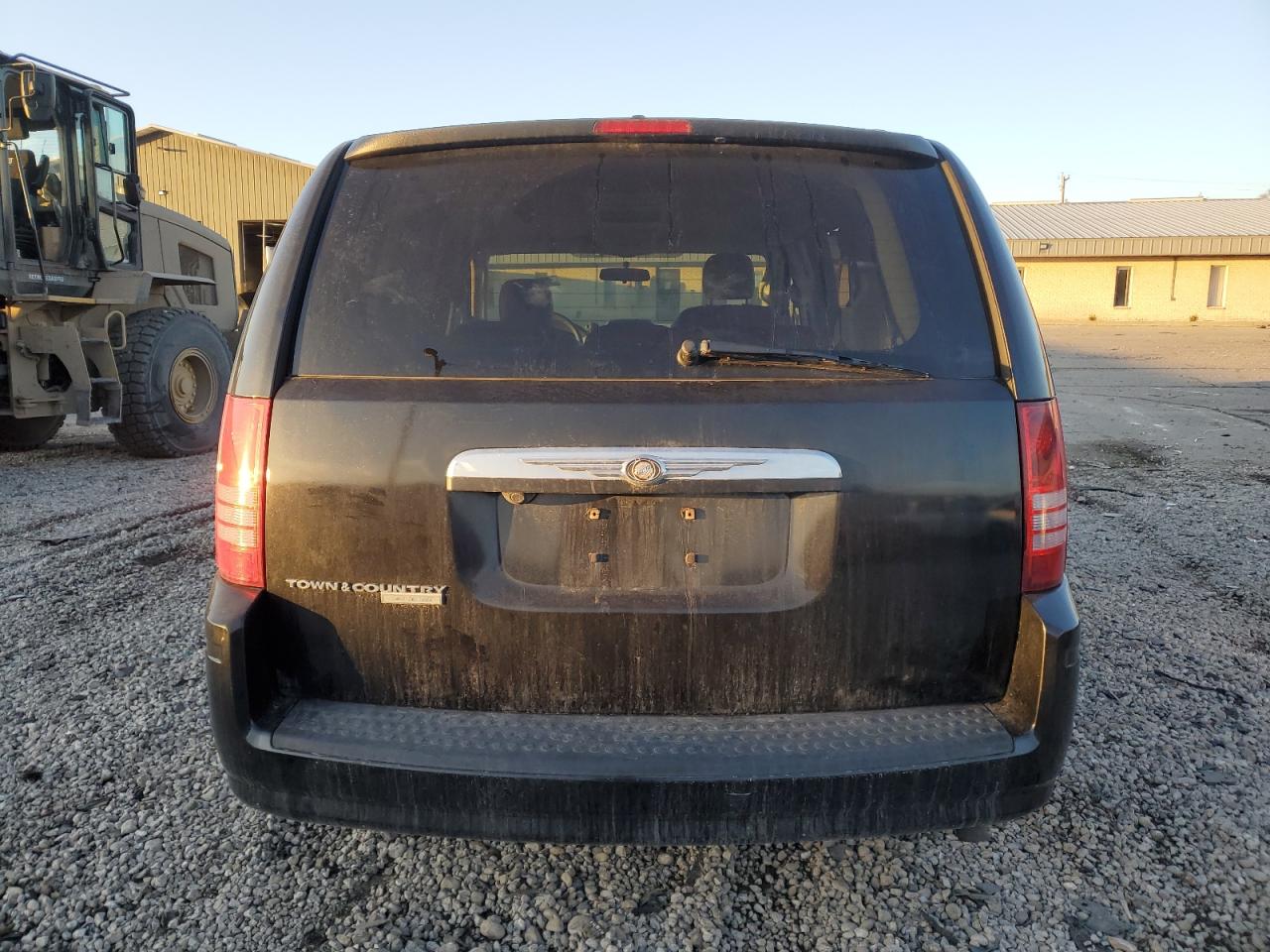 2008 Chrysler Town & Country - Image 6