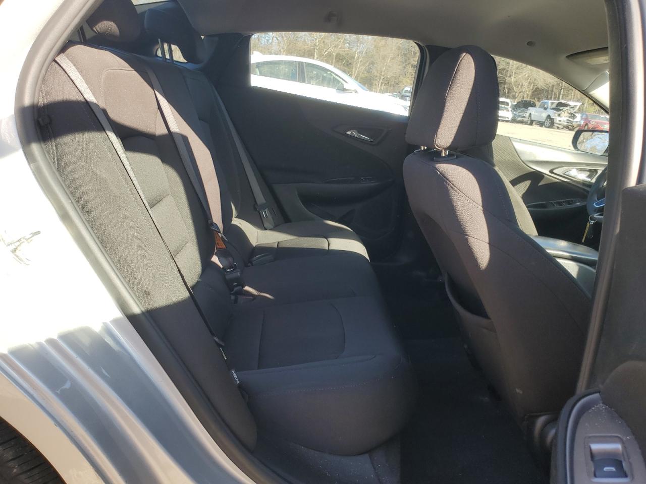 2020 Chevrolet Malibu - Image 10