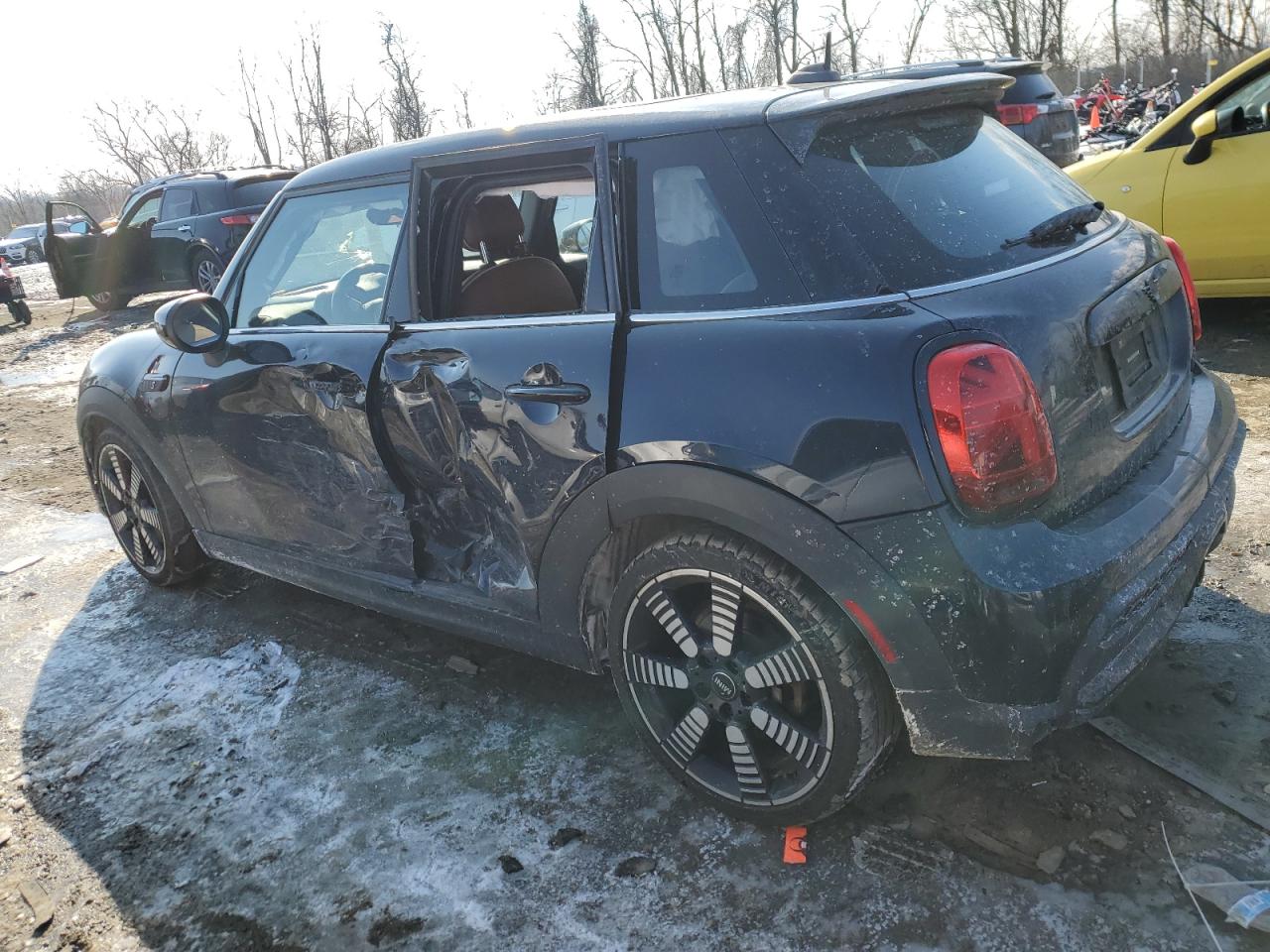 2022 MINI Cooper - Image 2