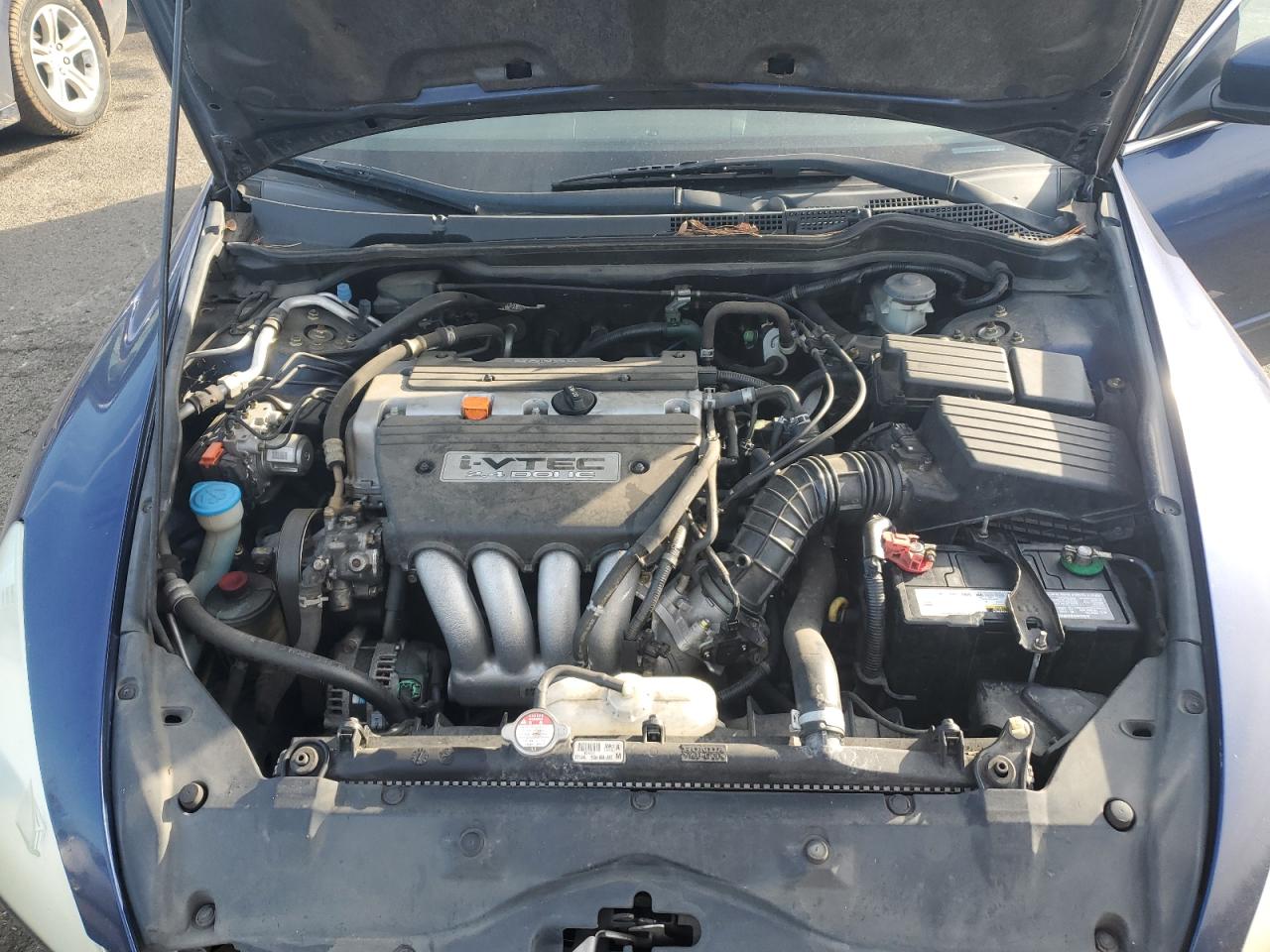 2005 Honda Accord - Image 11