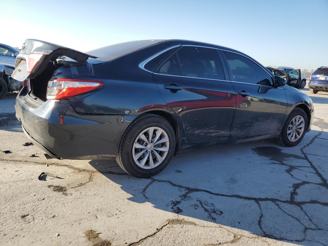 2015 Toyota Camry - Image 3