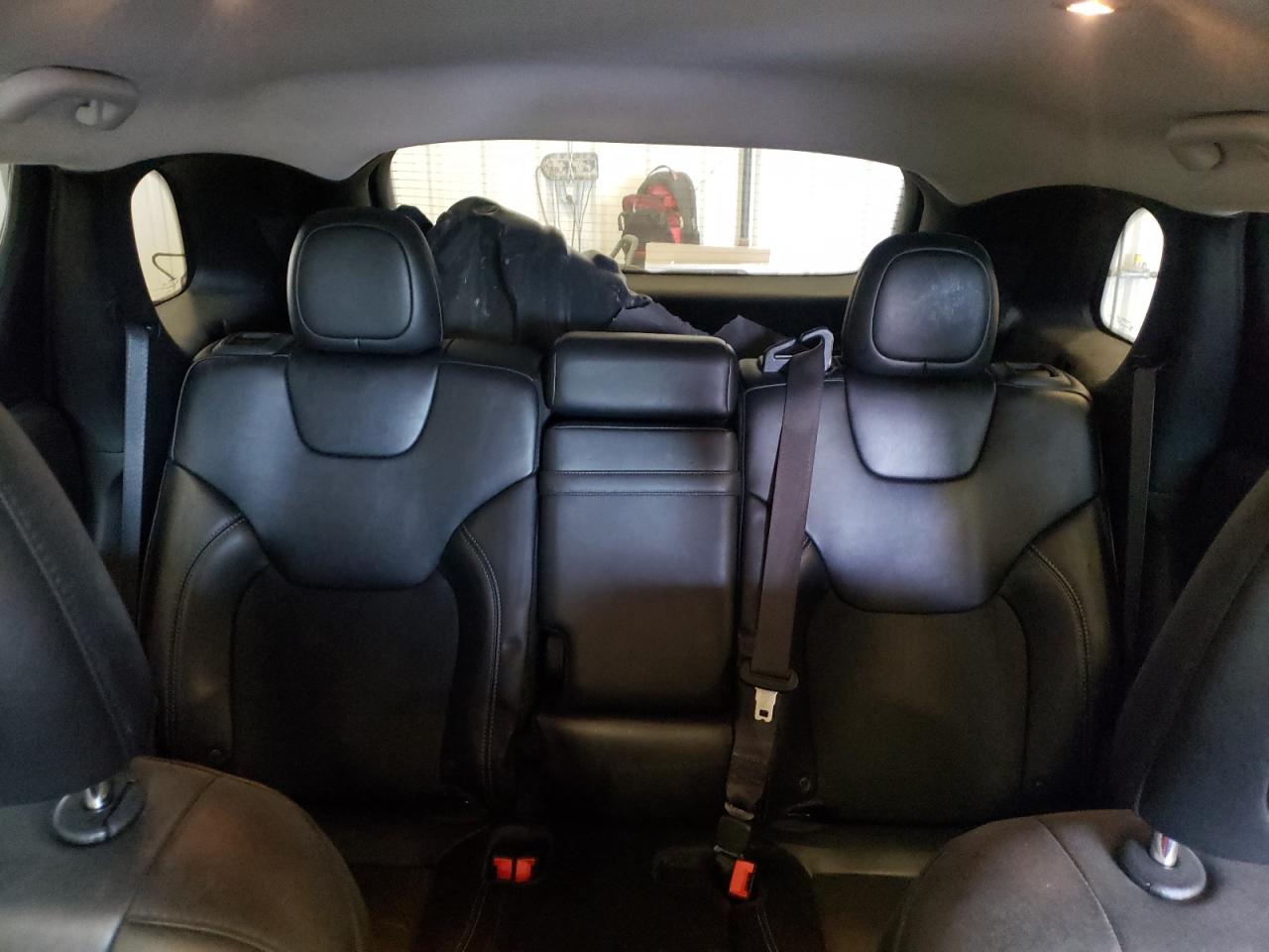 2019 Jeep Grand Cherokee - Image 10