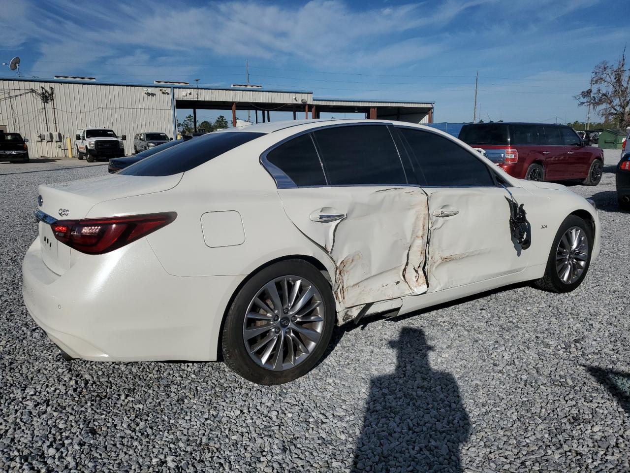 2018 Infiniti Q50 - Image 3