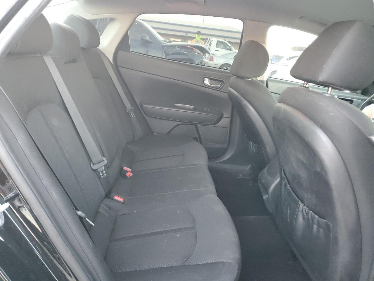 2016 Kia Optima - Image 10