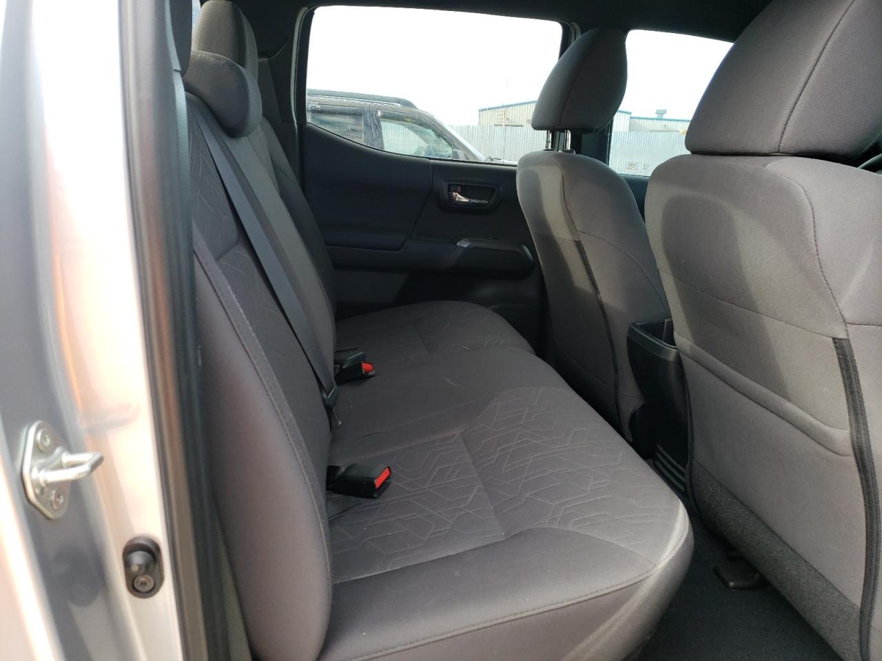2017 Toyota Tacoma - Image 10