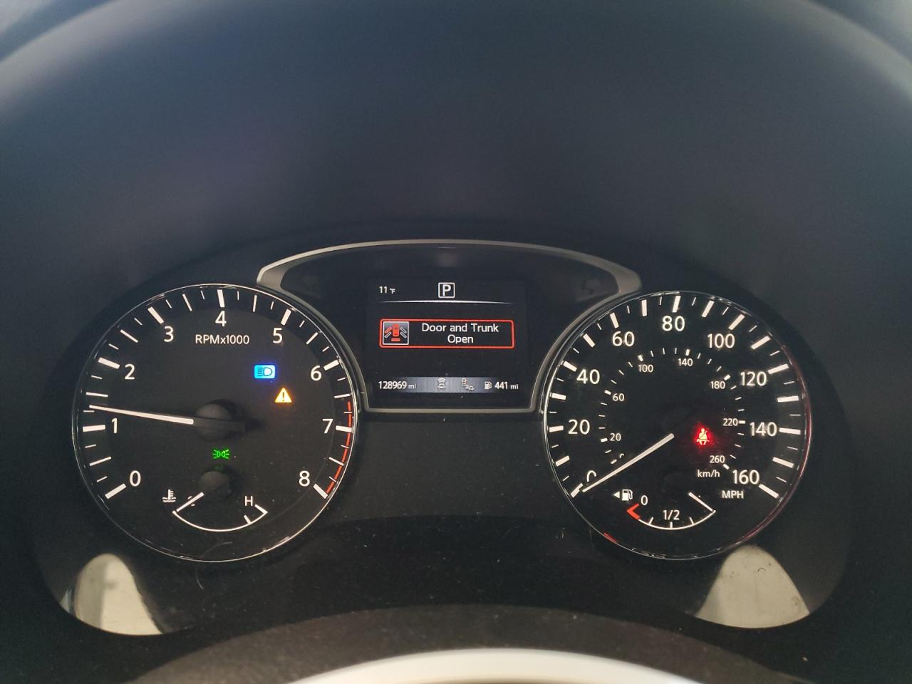 2018 Nissan Altima - Image 9