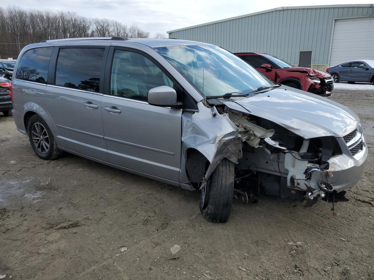 2017 Dodge Caravan - Image 4