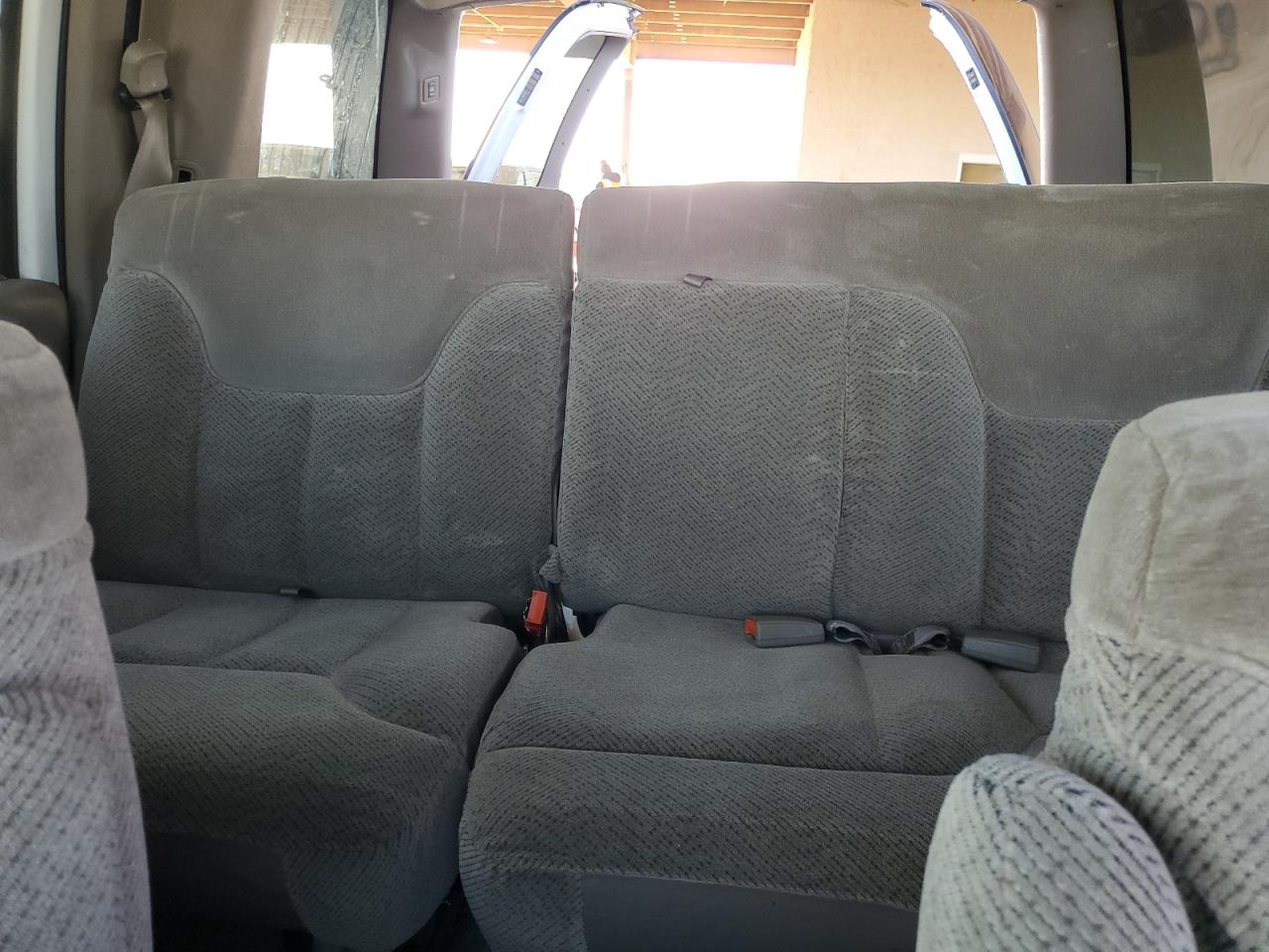 1999 GMC Yukon - Image 10