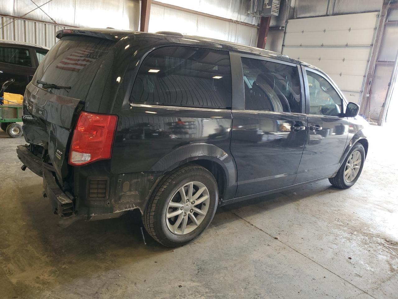 2018 Dodge Caravan - Image 3