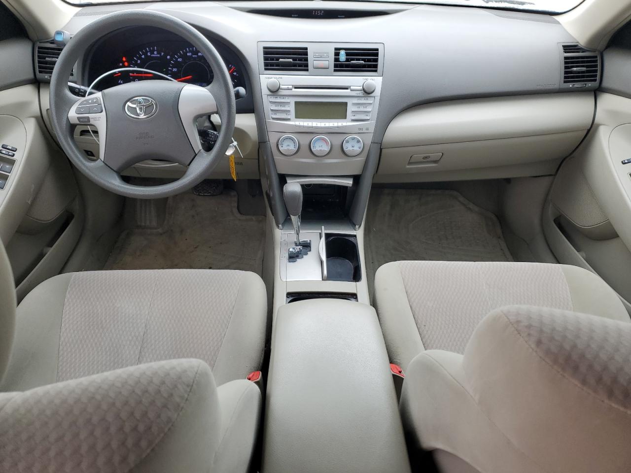 2011 Toyota Camry - Image 8