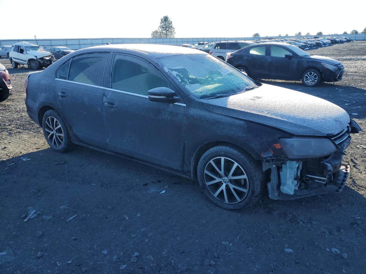 2017 Volkswagen Jetta - Image 4