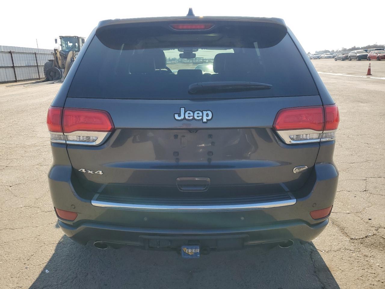 2018 Jeep Grand Cherokee - Image 6