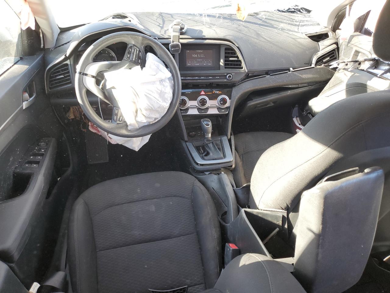 2019 Hyundai Elantra - Image 8