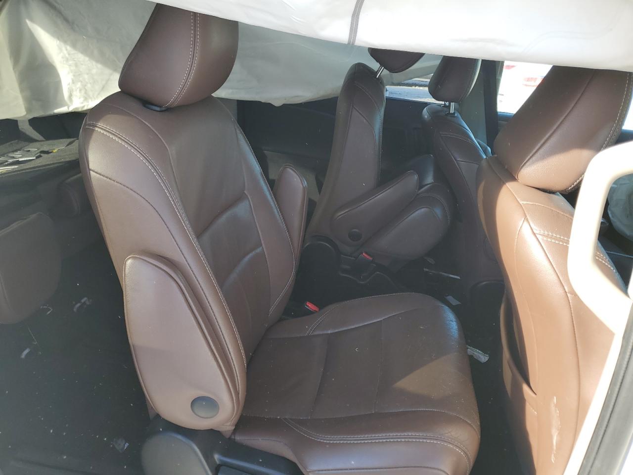 2015 Toyota Sienna - Image 11