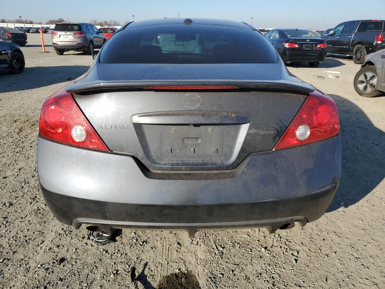 2010 Nissan Altima - Image 6