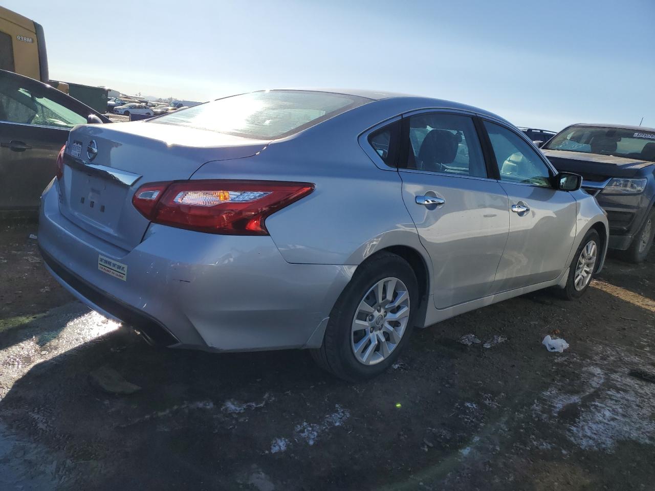 2016 Nissan Altima - Image 3