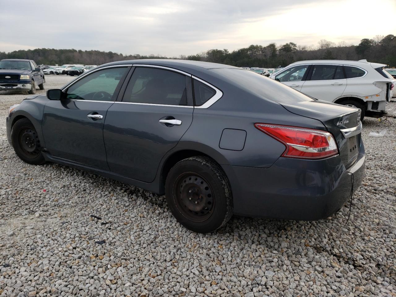 2013 Nissan Altima - Image 2