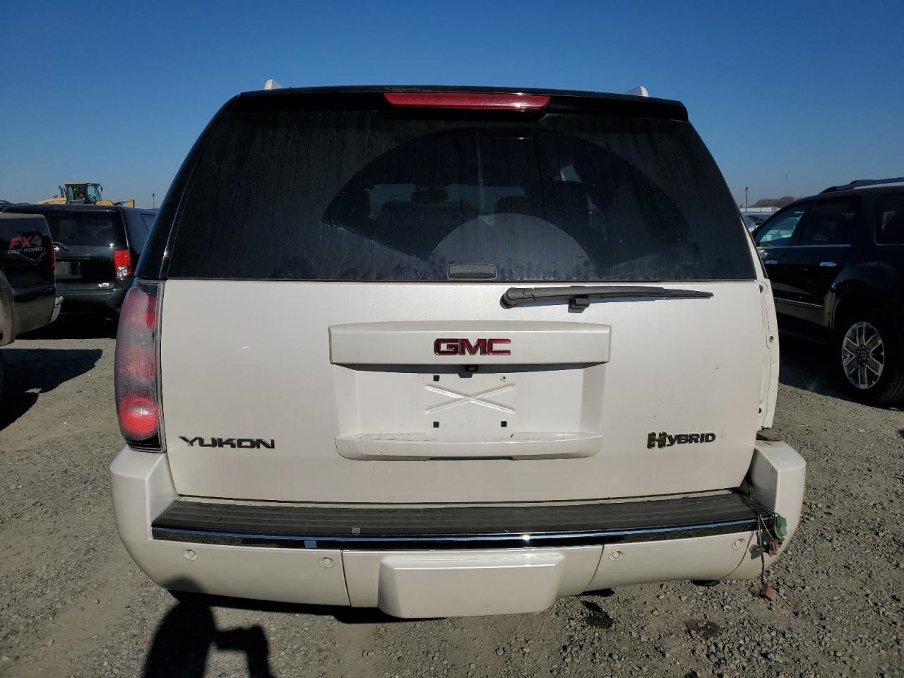 2013 GMC Yukon - Image 6