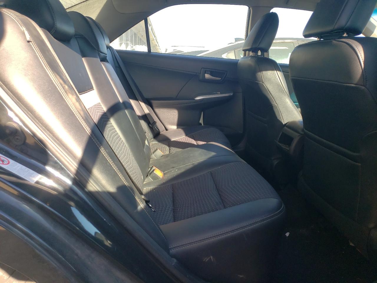 2014 Toyota Camry - Image 10