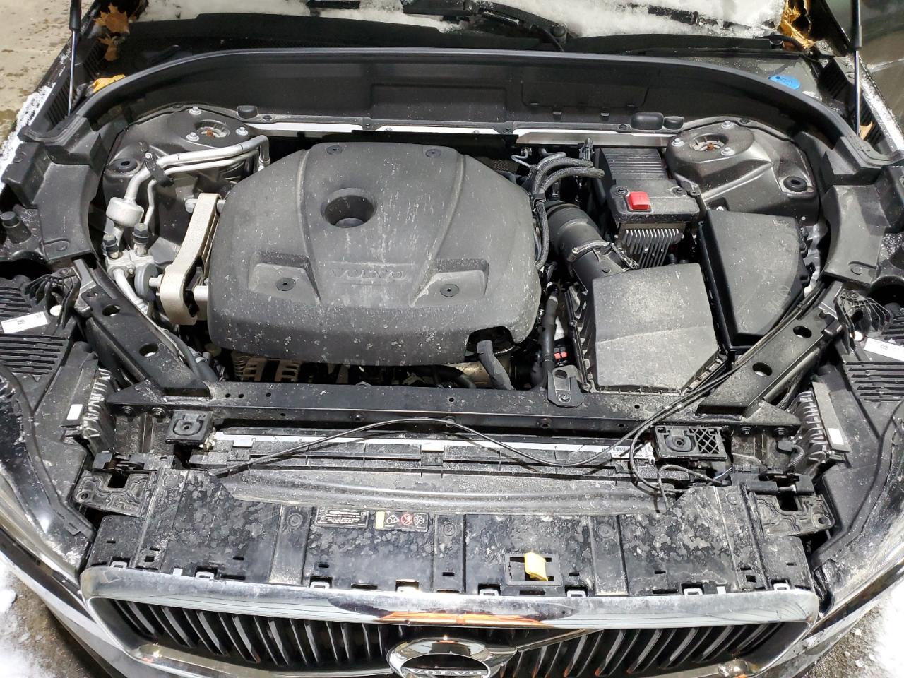 2021 Volvo XC60 - Image 12