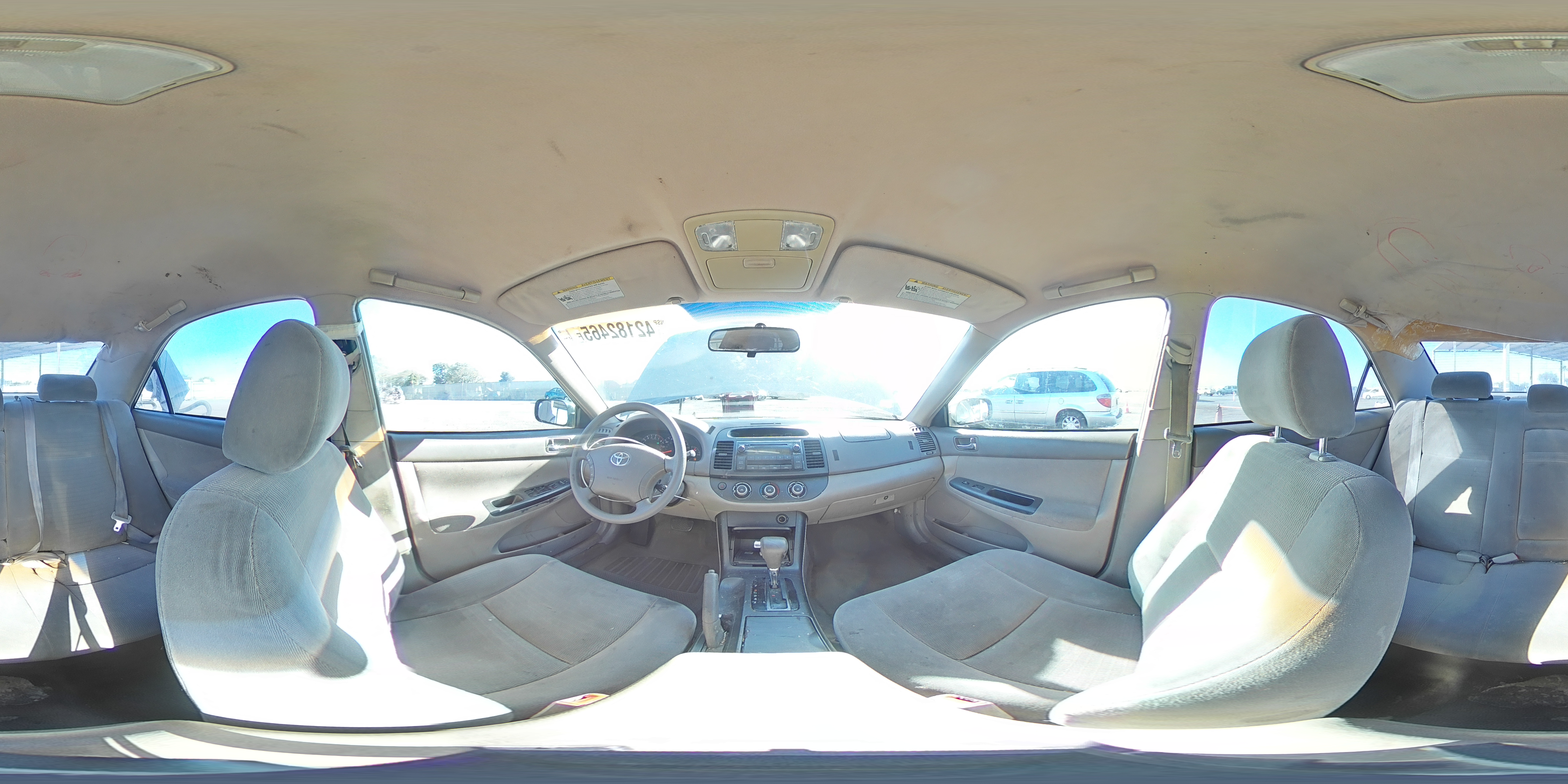 2005 Toyota Camry - Image 13