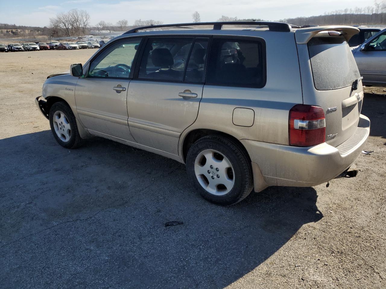 2005 Toyota Highlander - Image 2