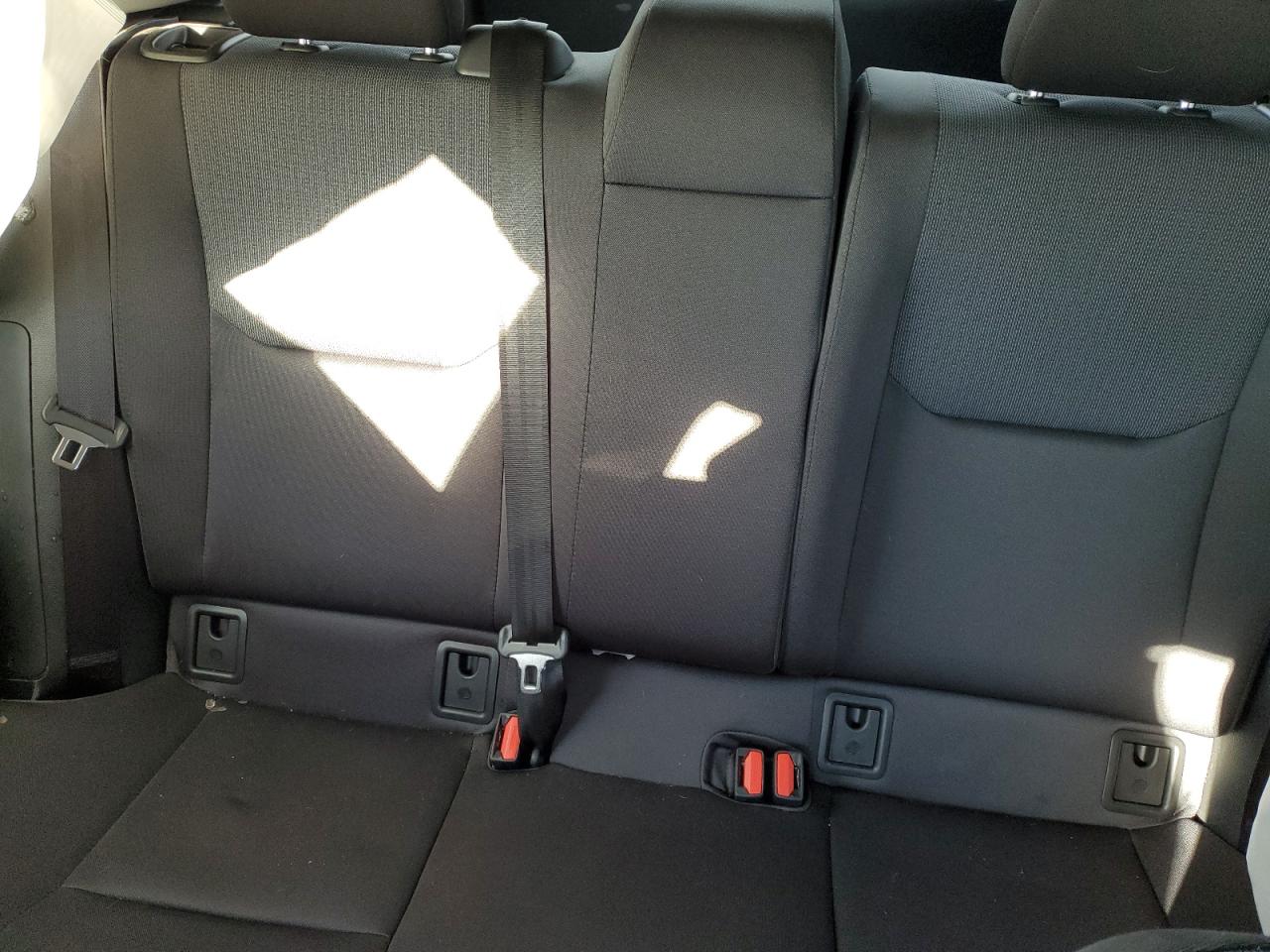 2024 Toyota Prius - Image 10