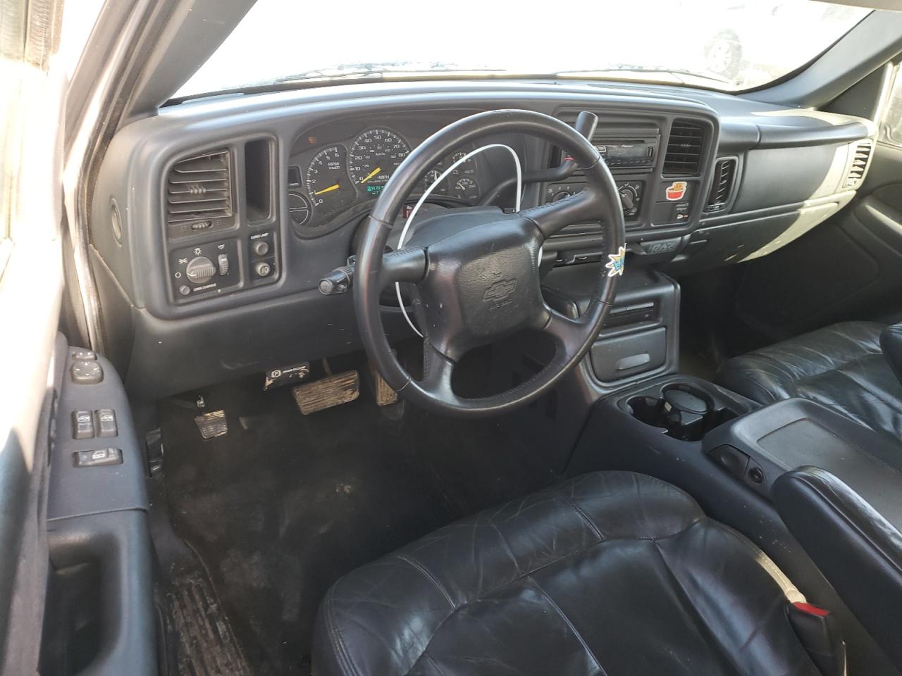 1999 Chevrolet Silverado - Image 8