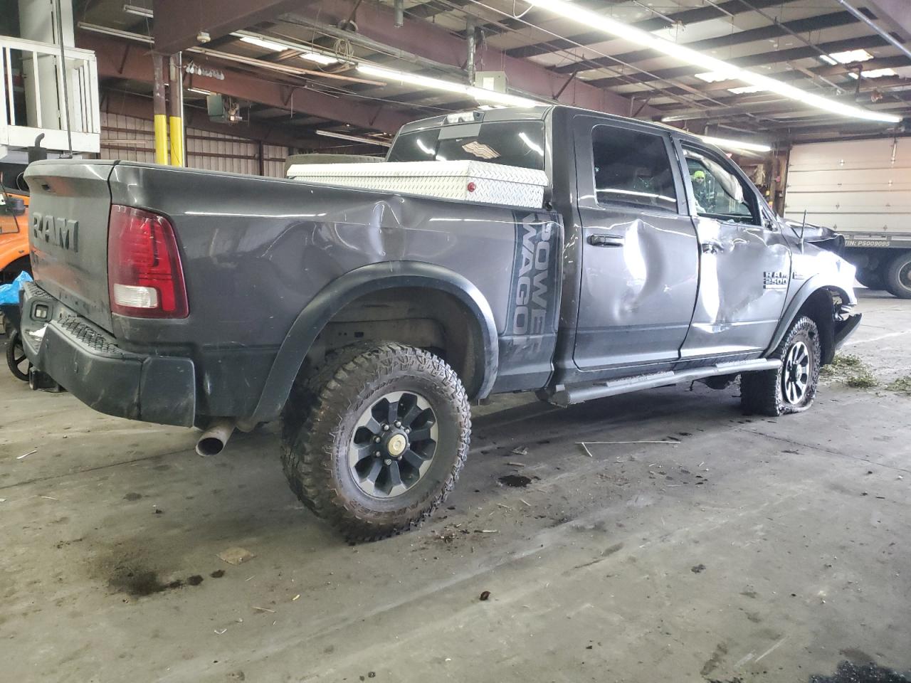 2018 RAM 2500 - Image 3