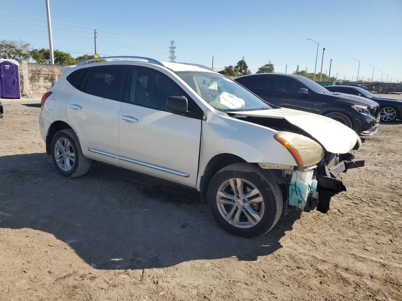 2015 Nissan Rogue - Image 4